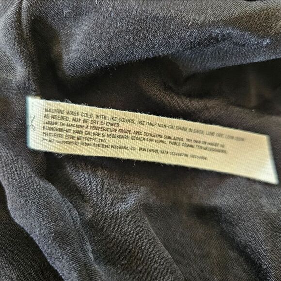 Free People Intimately Crushed Velvet Satin Tie Wide Arm Kimono Robe in Black L - Picture 7 of 7